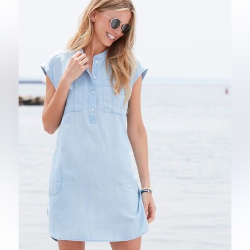 Vineyard  Vines Chambray Dress, Size 8